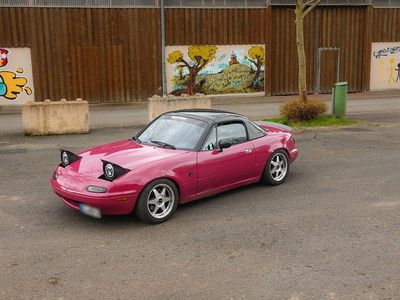 Second-hand Mazda MX5 120 CP (88 kW) 1992 Cabrio