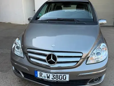 Gebraucht Mercedes B200 140 PS (102 kW) 2006 Van / Kleinbus