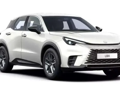 Neu Lexus LBX 136 PS (100 kW) 2026 Titaniumweiss metallic SUV