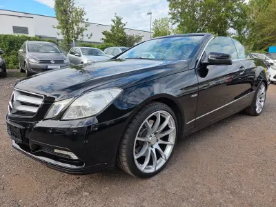 Gebraucht Mercedes E250 204 PS (150 kW) 2010 Schwarz Cabrio