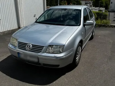 Gebraucht VW Bora 105 PS (77 kW) 2005 Silber Limousine