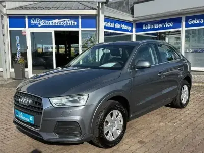 Gebraucht Audi Q3 Basis 150 PS (110 kW) 2015 Grau SUV