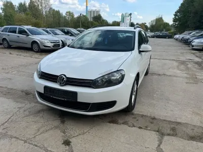 Gebraucht VW Golf VII Trendline 105 PS (77 kW) 2012 Weiß Kombi