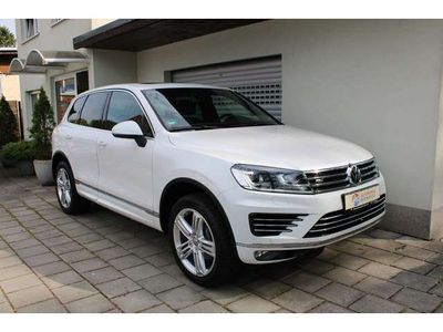 gebraucht VW Touareg 3.0 V6 TDI R-line Panorama Leder Navigation BiXeno