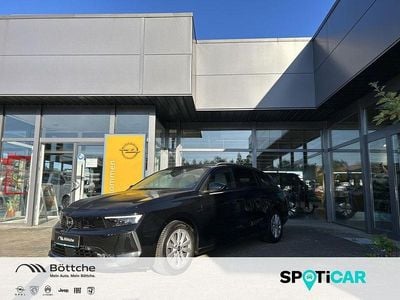 Lackierung schwarz perla nera/typ aussenverkleidung metallic perlmutt Gebraucht 2023 Opel Astra Business Elegance Kombi | 19.950 € (Fairer Preis)