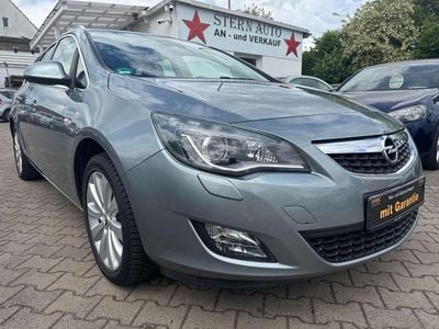 Silbersee/perl silber (m2) Gebraucht 2012 Opel Astra Innovation Kombi | 8.999 € (Teuer)