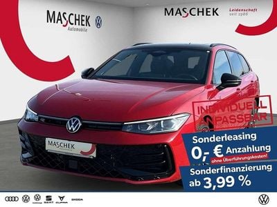 Usata VW Passat R-line 272 CV (200 kW) 2025 Nero Station wagon