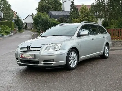 Gebraucht Toyota Avensis Executive 129 PS (94 kW) 2006 Silber Limousine