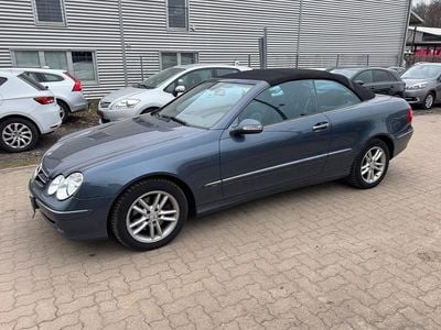 Gebraucht Mercedes CLK240 Avantgarde 170 PS (125 kW) 2003 Blau Cabrio