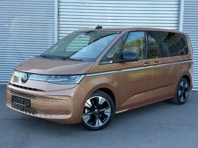Usata VW Multivan Style 218 CV (160 kW) 2023 Marrone Monovolume