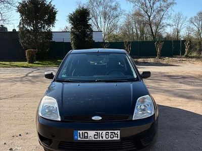 Gebraucht Ford Fiesta 69 PS (50 kW) 2005 Schwarz Kleinwagen