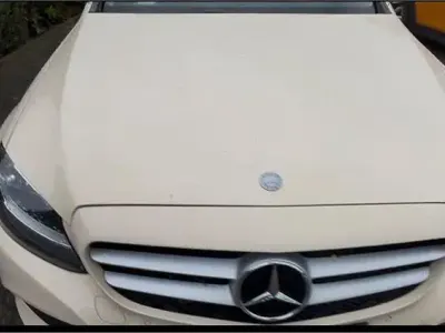 Gebraucht Mercedes 200 136 PS (100 kW) 2017 Limousine