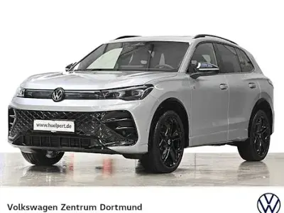 Neu VW Tiguan R-line 150 PS (110 kW) 2026 Oyster silver metallic SUV