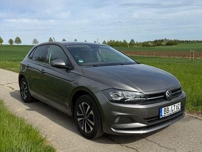 Second-hand VW Polo United 95 CP (69 kW) 2020 Gri Hatchback