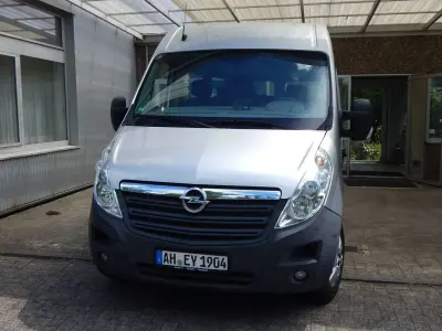 Gebraucht Opel Movano 145 PS (106 kW) 2011 Silber Van / Kleinbus