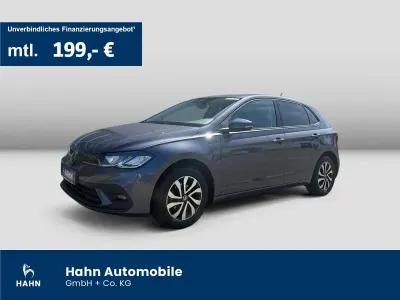 Gebraucht VW Polo Active 95 PS (69 kW) 2023 Rauchgrau metallic Kleinwagen