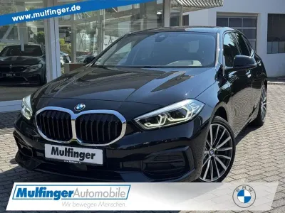 Gebraucht BMW 120 Sport Line 190 PS (139 kW) 2022 Schwarz Limousine