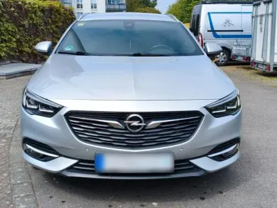 Gebraucht Opel Insignia Dynamic 165 PS (121 kW) 2017 Silber Kombi