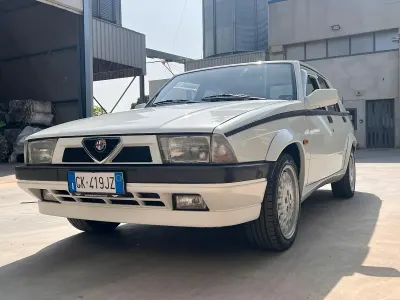 Occasion Alfa Romeo 75 148 ch (108 kW) 1991 Blanc Berline