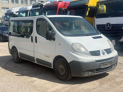 Gebraucht Renault Trafic 114 PS (83 kW) 2011 Weiß Van / Kleinbus