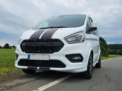 Gebraucht Ford Tourneo Sport 185 PS (136 kW) 2022 Weiß Van / Kleinbus