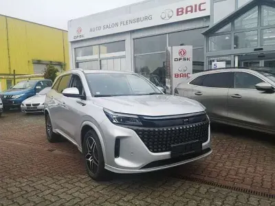 Neu DFSK E5 177 PS (130 kW) 2026 SUV