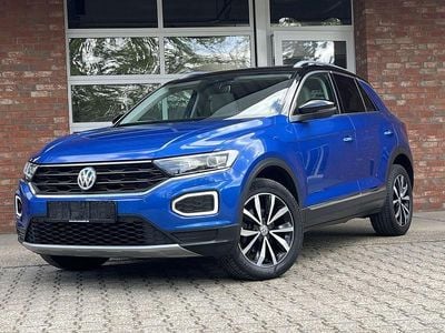 Second-hand VW T-Roc 116 CP (85 kW) 2019 Albastru SUV