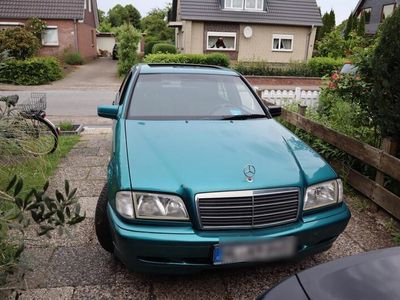 Mercedes C180