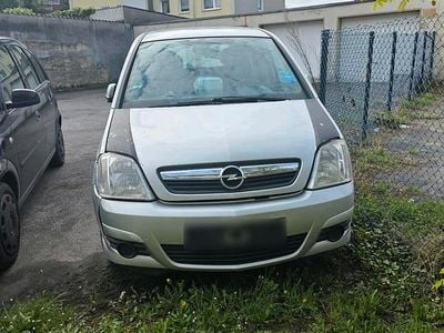 Begagnad Opel Meriva 105 HK (77 kW) 2006 Minibuss