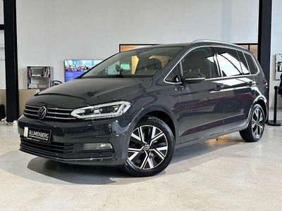 Gebraucht VW Touran Highline 150 PS (110 kW) 2021 Grau Van / Kleinbus
