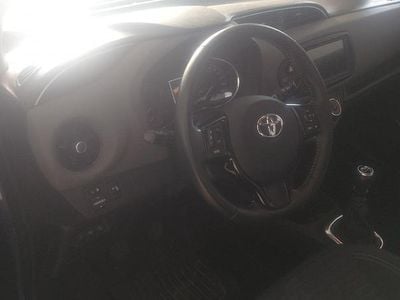 Blau Gebraucht 2020 Toyota Yaris Limousine | 11.800 € (Guter Preis)