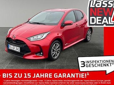 Rot Gebraucht 2025 Toyota Yaris Hybrid Limousine | 26.480 € (Teuer)