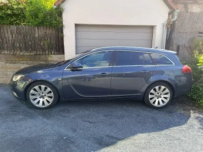 Gebraucht Opel Insignia 179 PS (131 kW) 2009 Blau Kombi