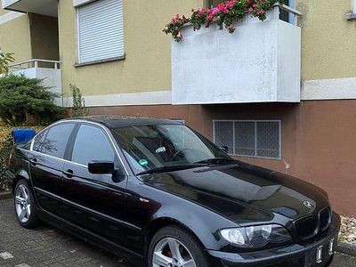 Gebraucht BMW 318 143 PS (105 kW) 2004 Schwarz Limousine