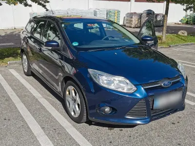 Gebraucht Ford Focus 115 PS (84 kW) 2011 Blau Kombi