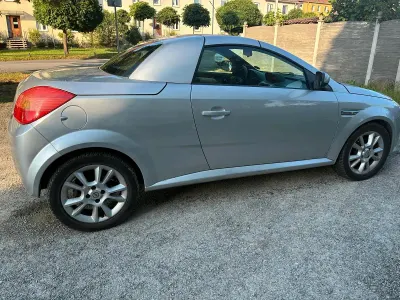 Gebraucht Opel Tigra 125 PS (91 kW) 2006 Silber Cabrio