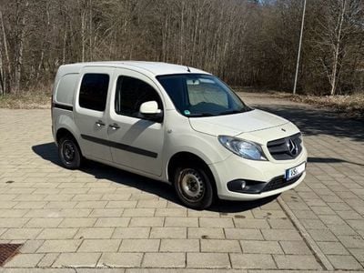Mercedes Citan 109