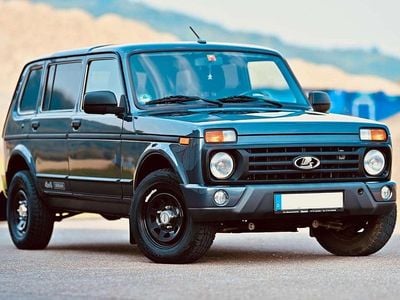 Lada Urban