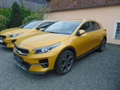 Gebraucht Kia XCeed Edition 7 160 PS (117 kW) 2021 (yqm) quantum yellow m SUV