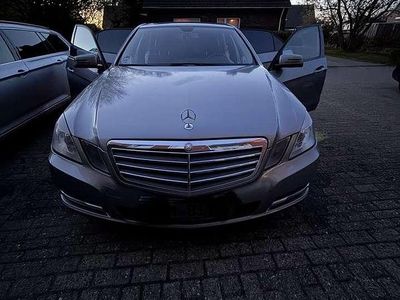 Gebraucht Mercedes E200 Elegance 116 PS (85 kW) 2011 Limousine