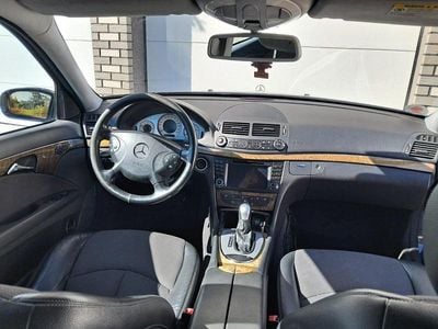 Mercedes E220