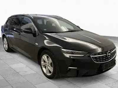Używany Opel Insignia Business 174 KM (127 kW) 2023 Czarny Kombi
