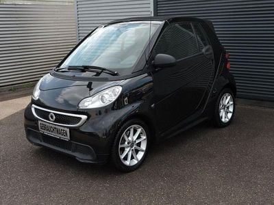 Schwarz Gebraucht 2013 Smart ForTwo Cabrio Passion Cabrio | 5.499 € (Fairer Preis)