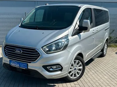 Usata Ford Tourneo 131 CV (96 kW) 2023 Argento Monovolume
