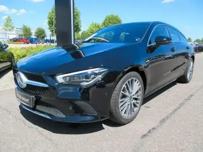Gebraucht Mercedes CLA180 Shooting Brake Progressive 136 PS (100 kW) 2020 Andere Kombi