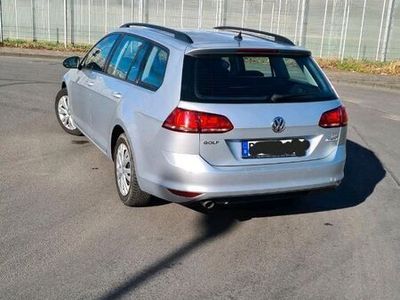 gebraucht VW Golf VII Kombi in gutem Zustand