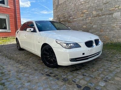 Usata BMW 520 177 CV (130 kW) 2009 Bianco Berlina