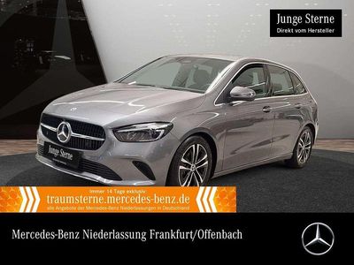 Gebraucht Mercedes B200 Advanced 163 PS (119 kW) 2025 Grau Van / Kleinbus