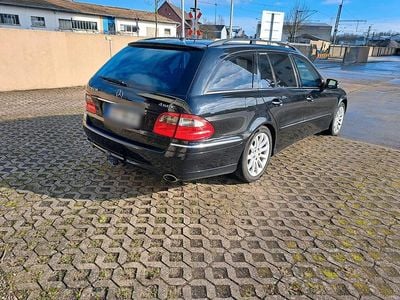 Gebraucht Mercedes E320 224 PS (164 kW) 2008 Schwarz Kombi