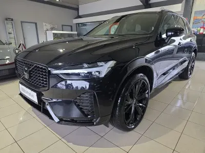 Usado Volvo XC60 Plus 250 HP (183 kW) 2025 Preto SUV